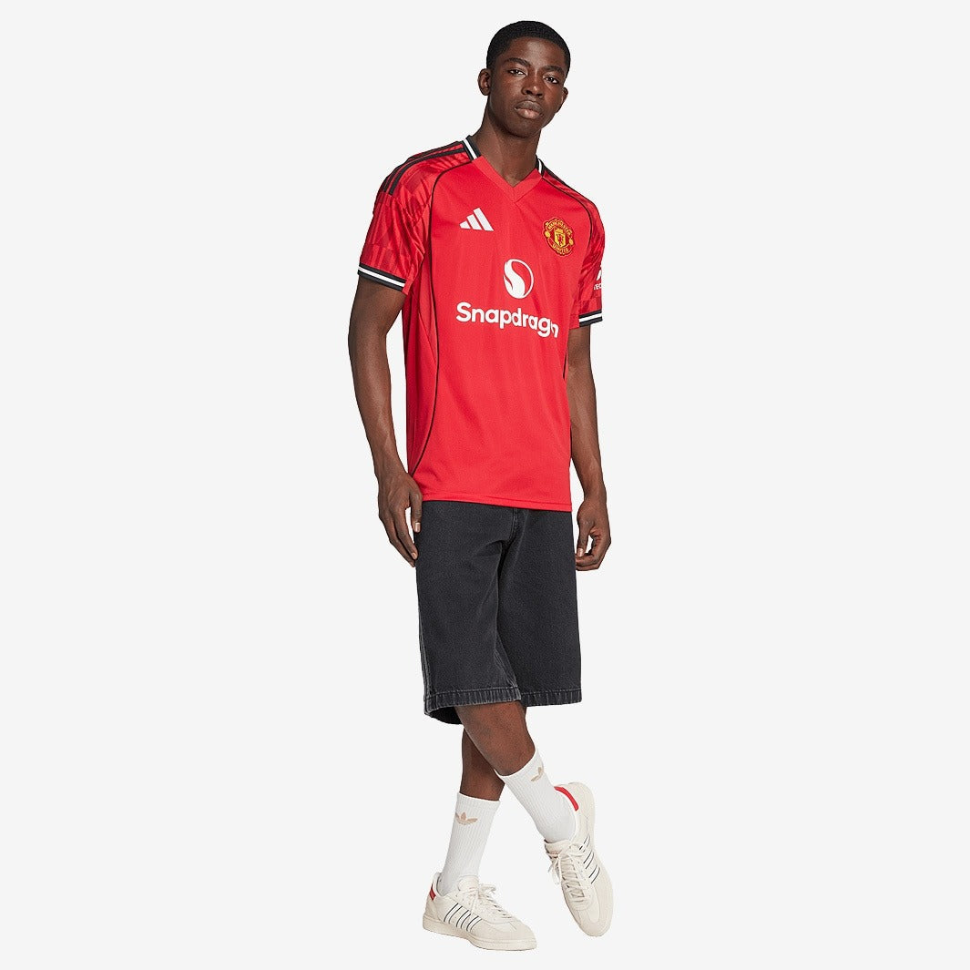 Camisa adidas Manchester United 2025/26 I Torcedor - imagem 2