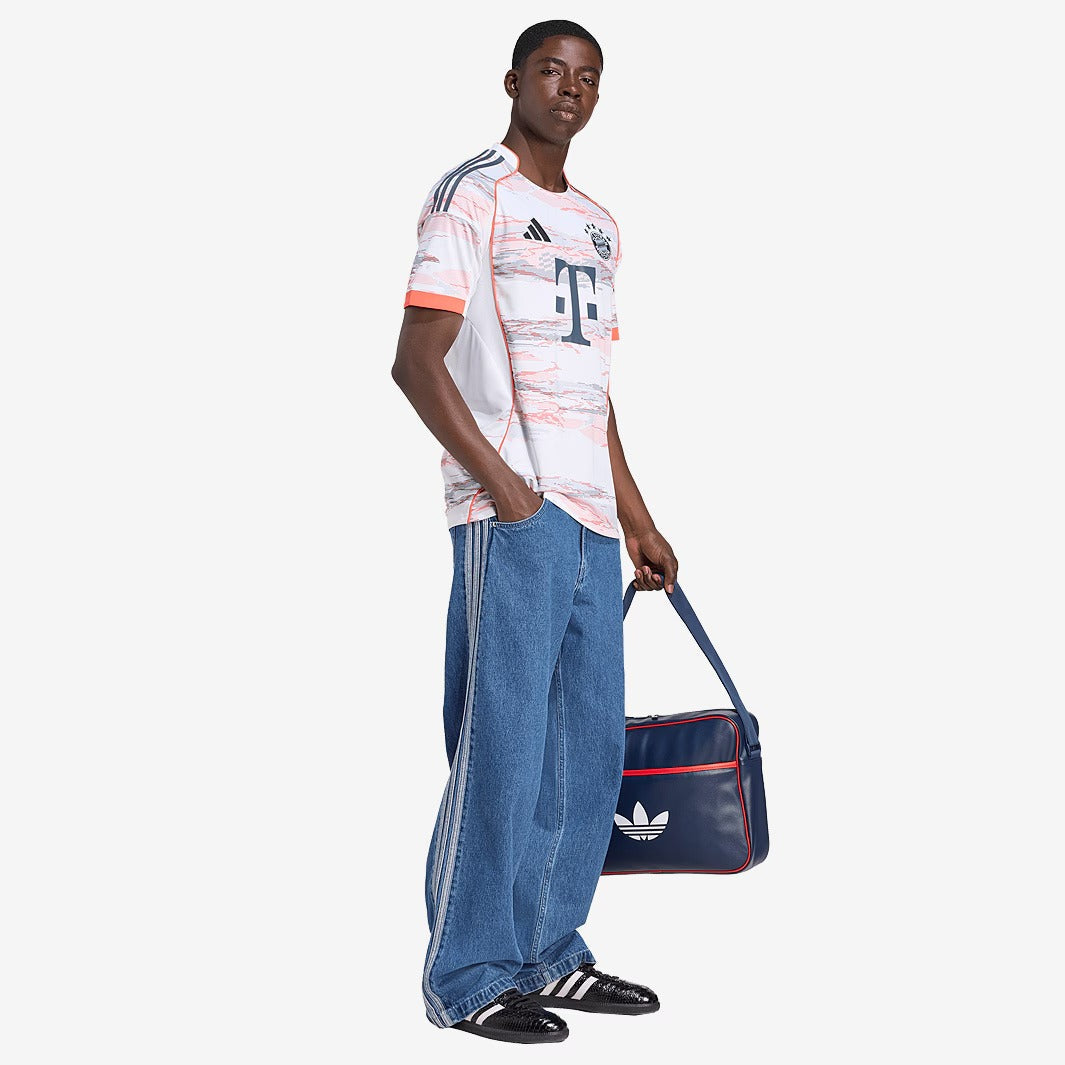 Camisa adidas Bayern de Munique 2025/26 II Torcedor - imagem 4