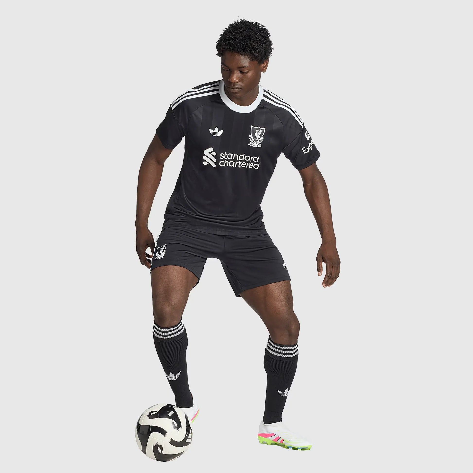 Camisa adidas Liverpool 2025/26 Goleiro - imagem 2