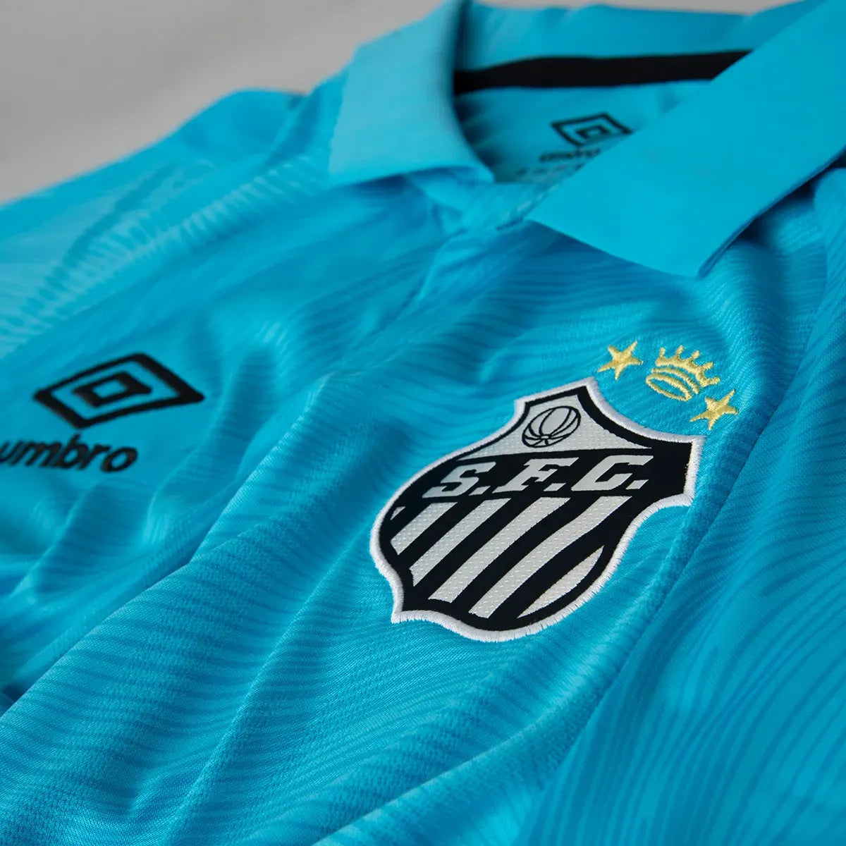 Camisa Feminina Umbro Santos 2025/26 Edição Especial - imagem 4