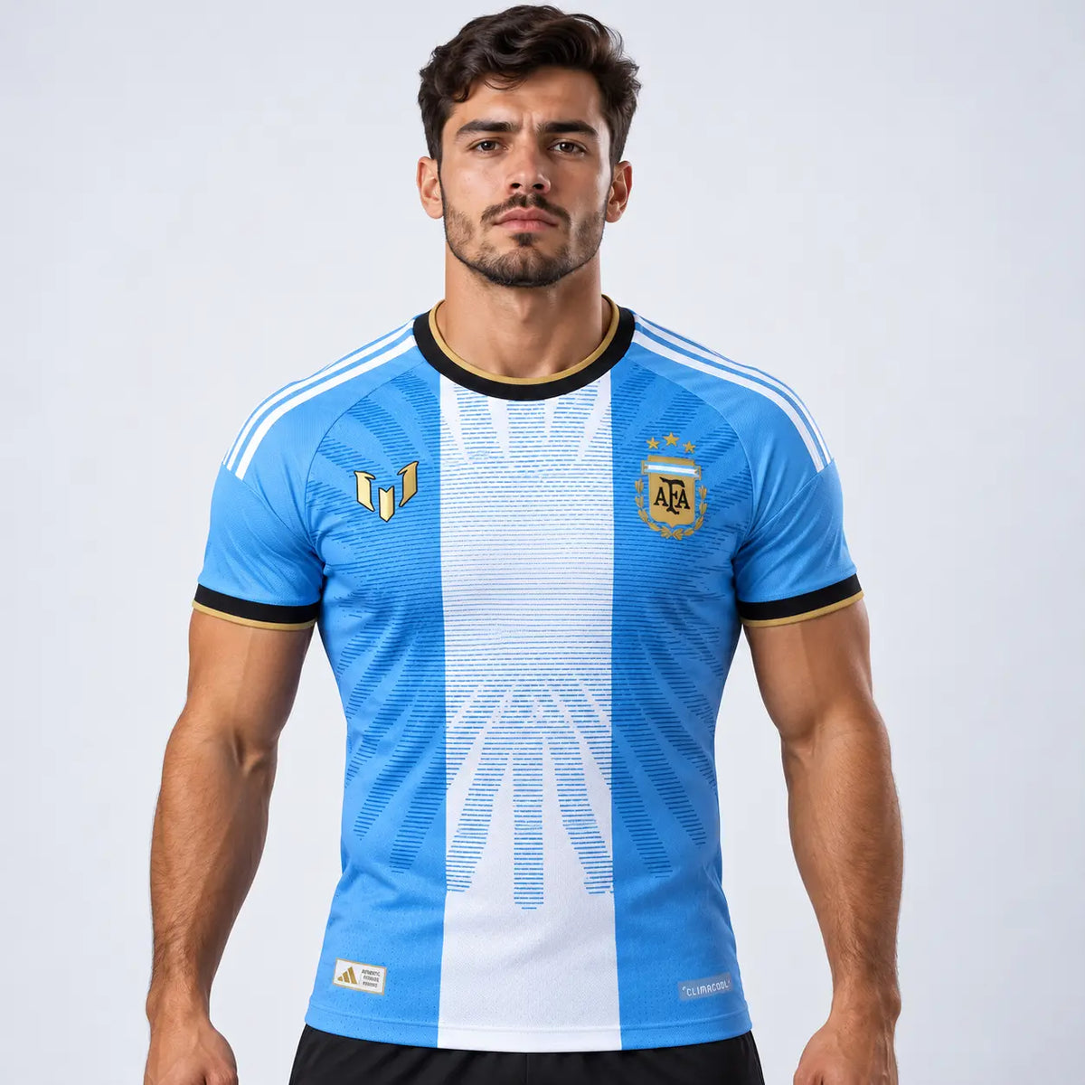 Camisa Argentina Especial Messi 2026 Jogador Masculina - Azul e Branca, edição comemorativa da adidas em homenagem a Lionel Messi, com grafismos inspirados no Sol de Maio, versão jogador sem nome e número, com opção de personalização. frente