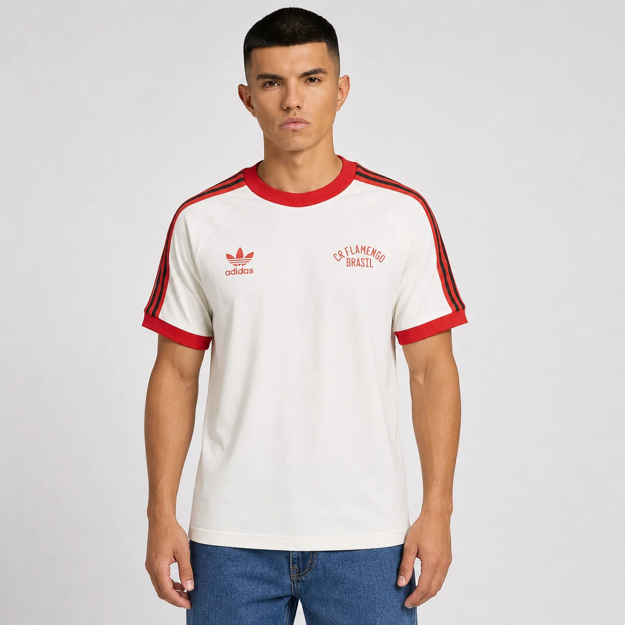 Camisa Adidas Flamengo Comemorativa 81 branca, modelo especial inspirado na histórica temporada de 1981 do Flamengo de frente
