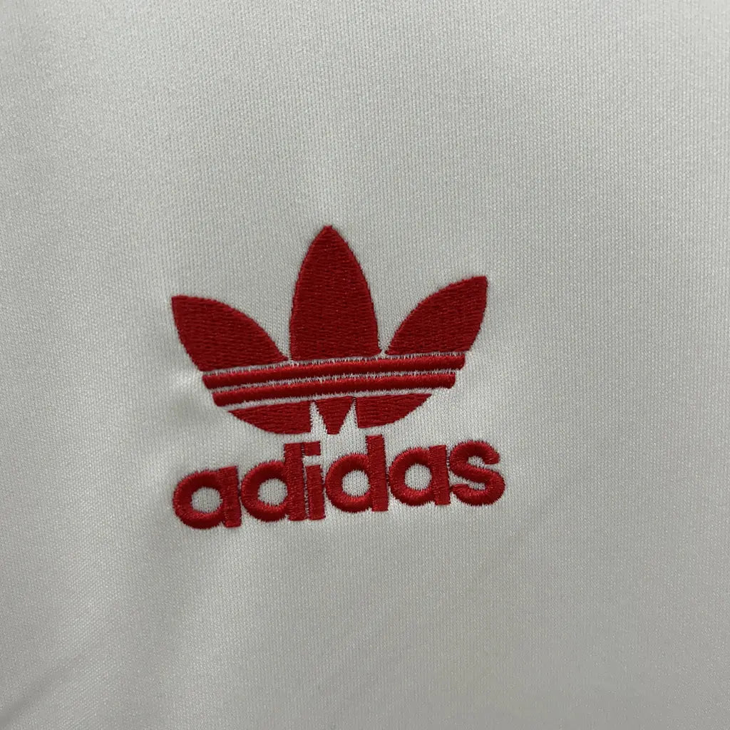 Camisa Adidas Flamengo Comemorativa 81 branca, modelo especial inspirado na histórica temporada de 1981 do Flamengo adidas