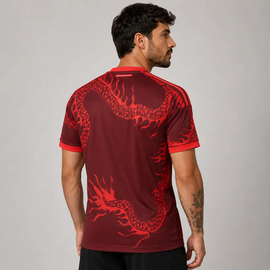 Camisa Internacional III 2026/27 Torcedor Adidas masculina vermelho escuro, com grafismo de dragão japonês e detalhes dourados em homenagem à conquista mundial no Japão. costas