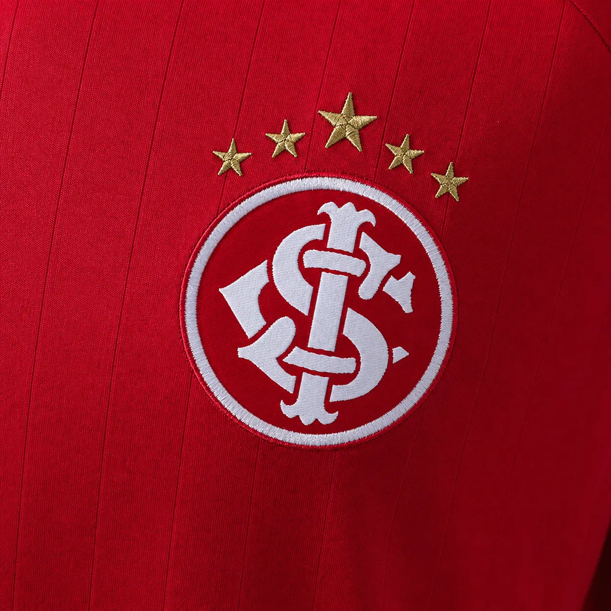 camisa internacional 26/27 vermelha titular de frente escudo