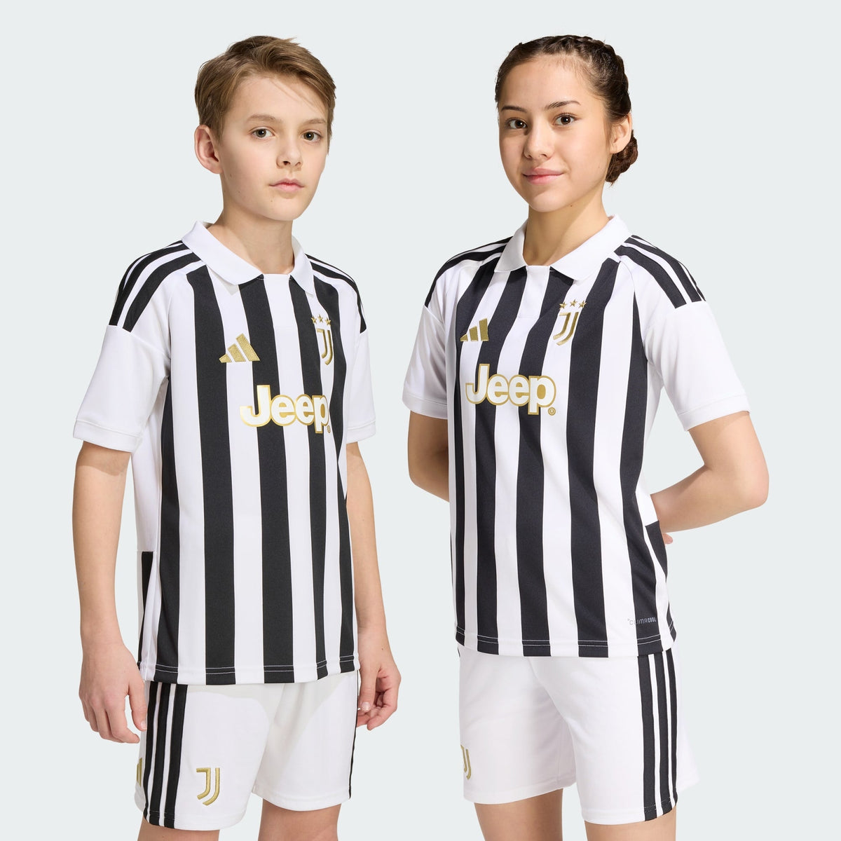 Conjunto Infantil Adidas Juventus 2026/27 I - 3