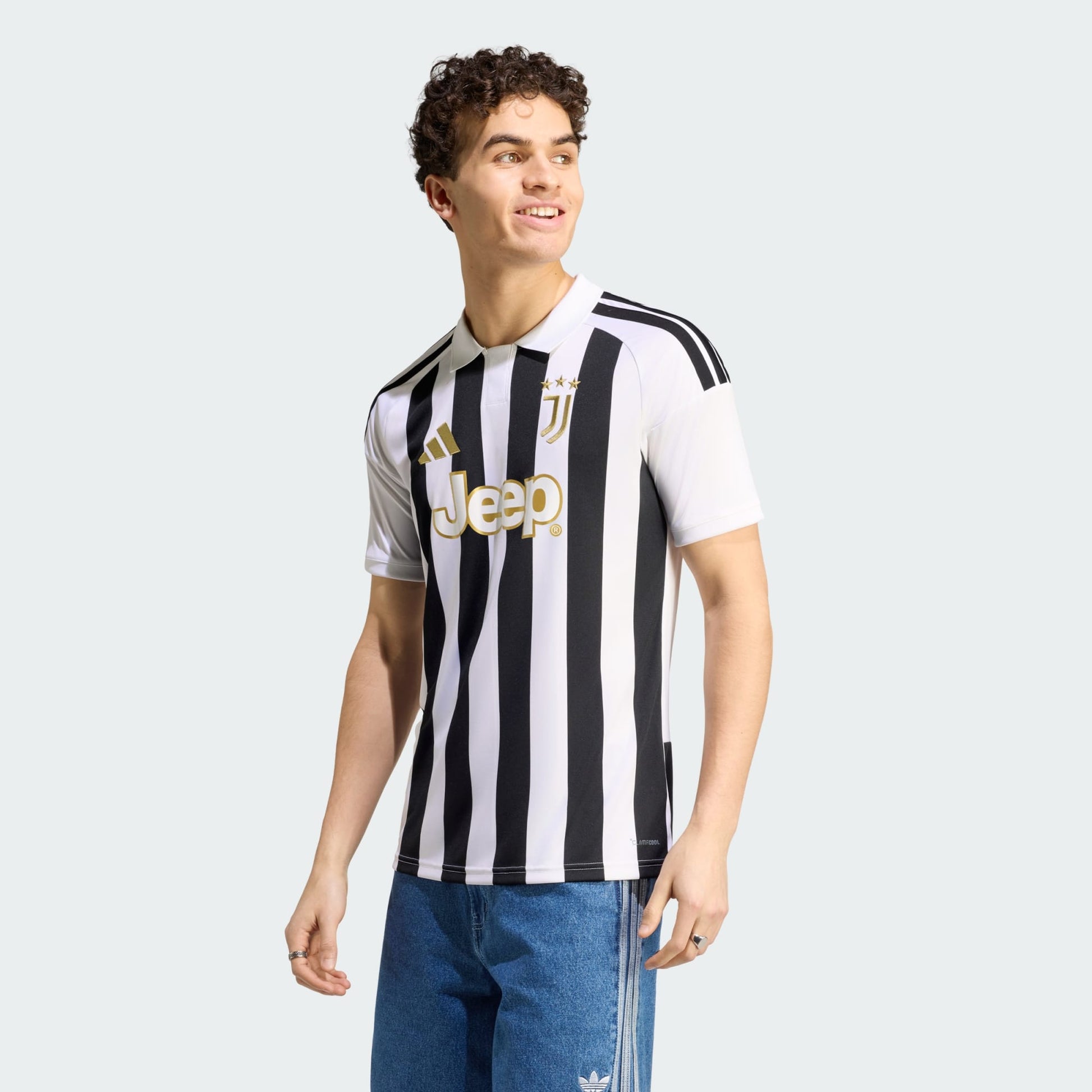 Camisa Adidas Juventus 2026/27 I - 3