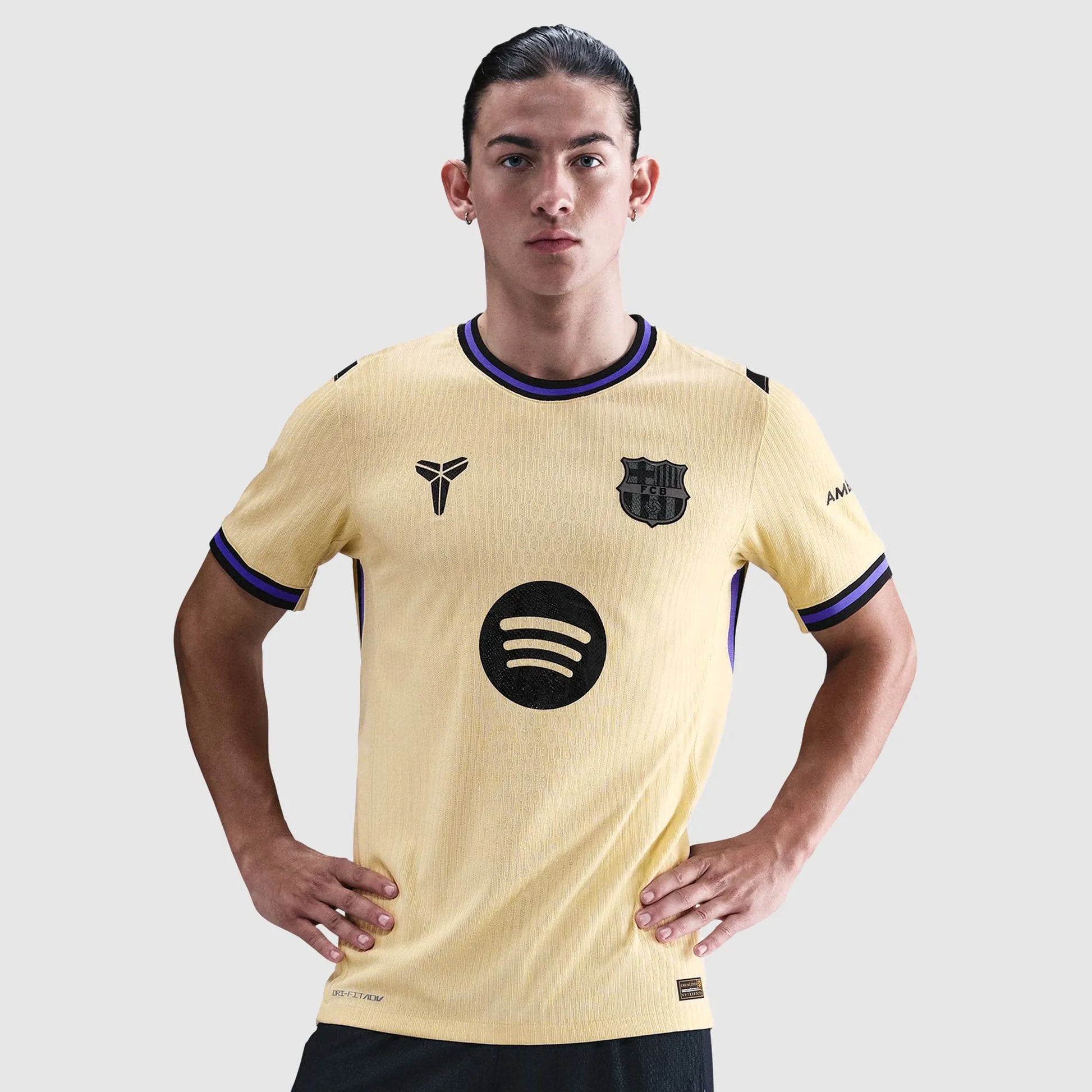 Camisa Nike Barcelona 2025/26 II Jogador