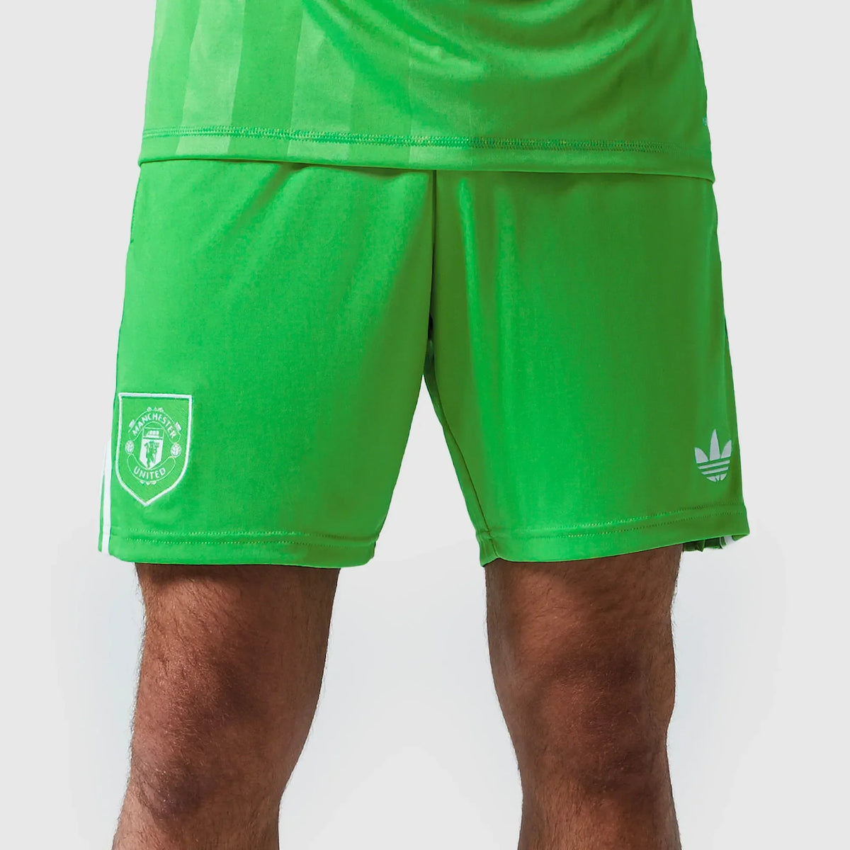 Shorts adidas Manchester United 2025/26 III Goleiro - imagem 2