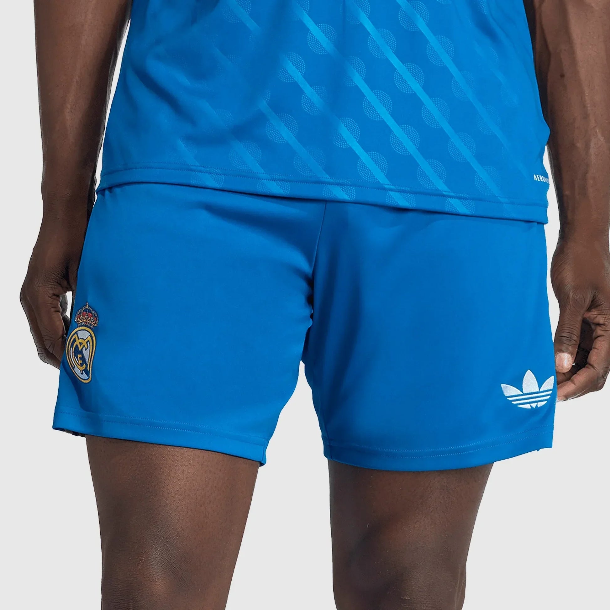 Shorts Adidas Real Madrid 2025/26 III - imagem 2