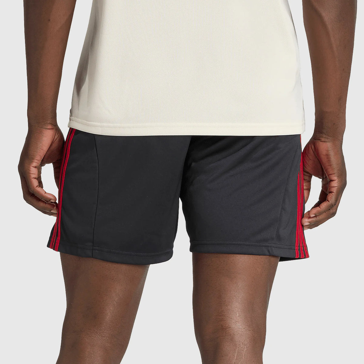 Shorts Adidas Liverpool 2025/26 II - imagem 4