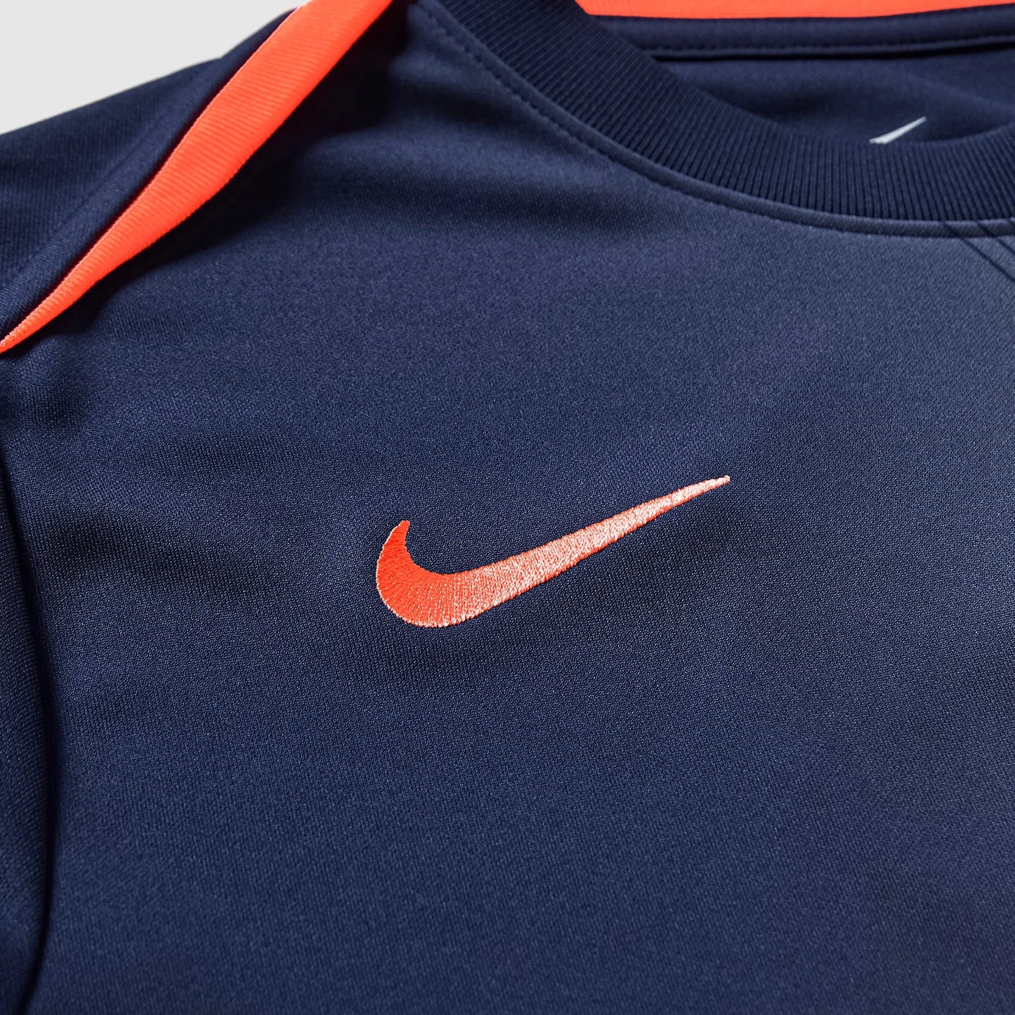 Camisa Nike Barcelona 2025/26 Treino - imagem 4