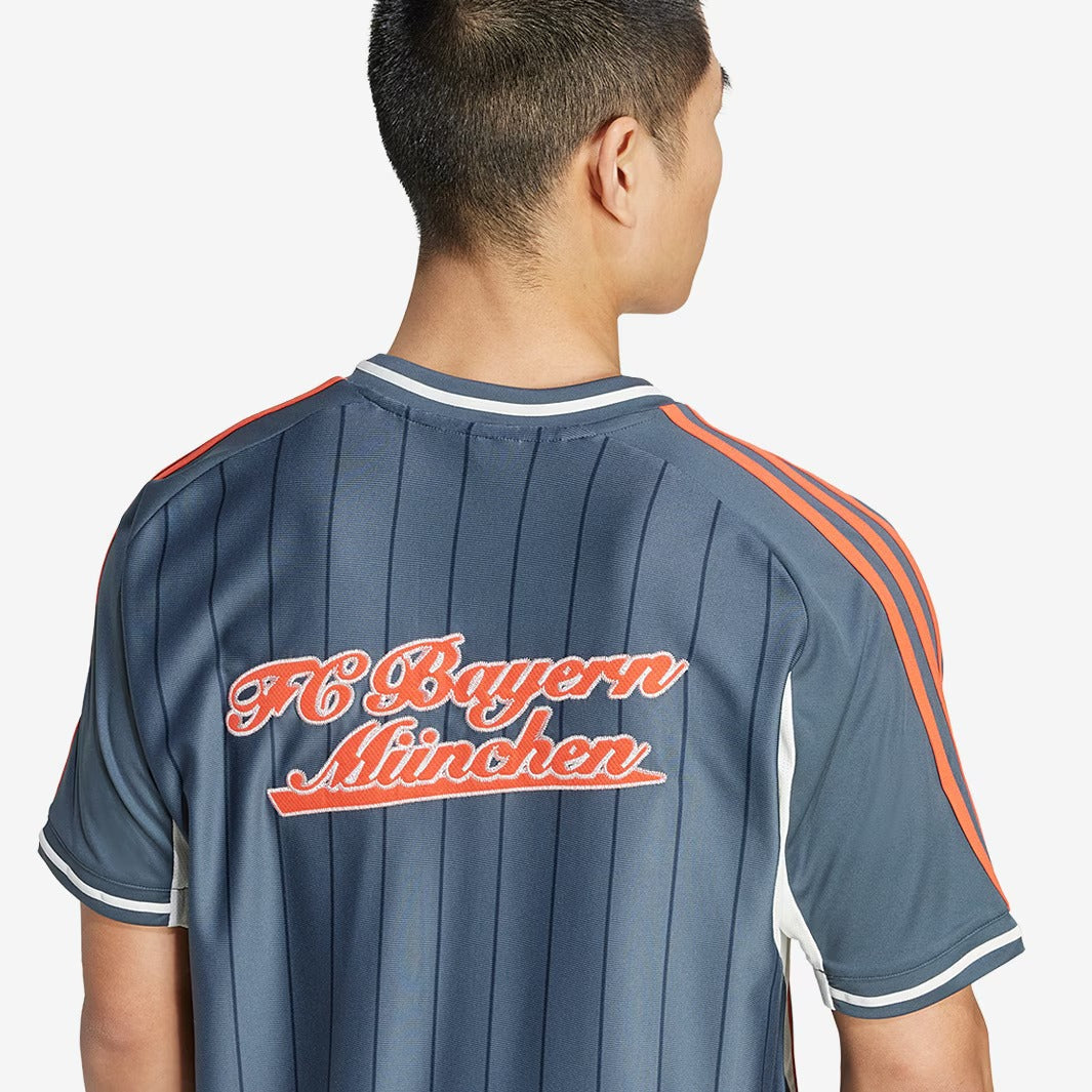 Camisa adidas Bayern de Munique 2025/26 Baseball Trikot - imagem 5