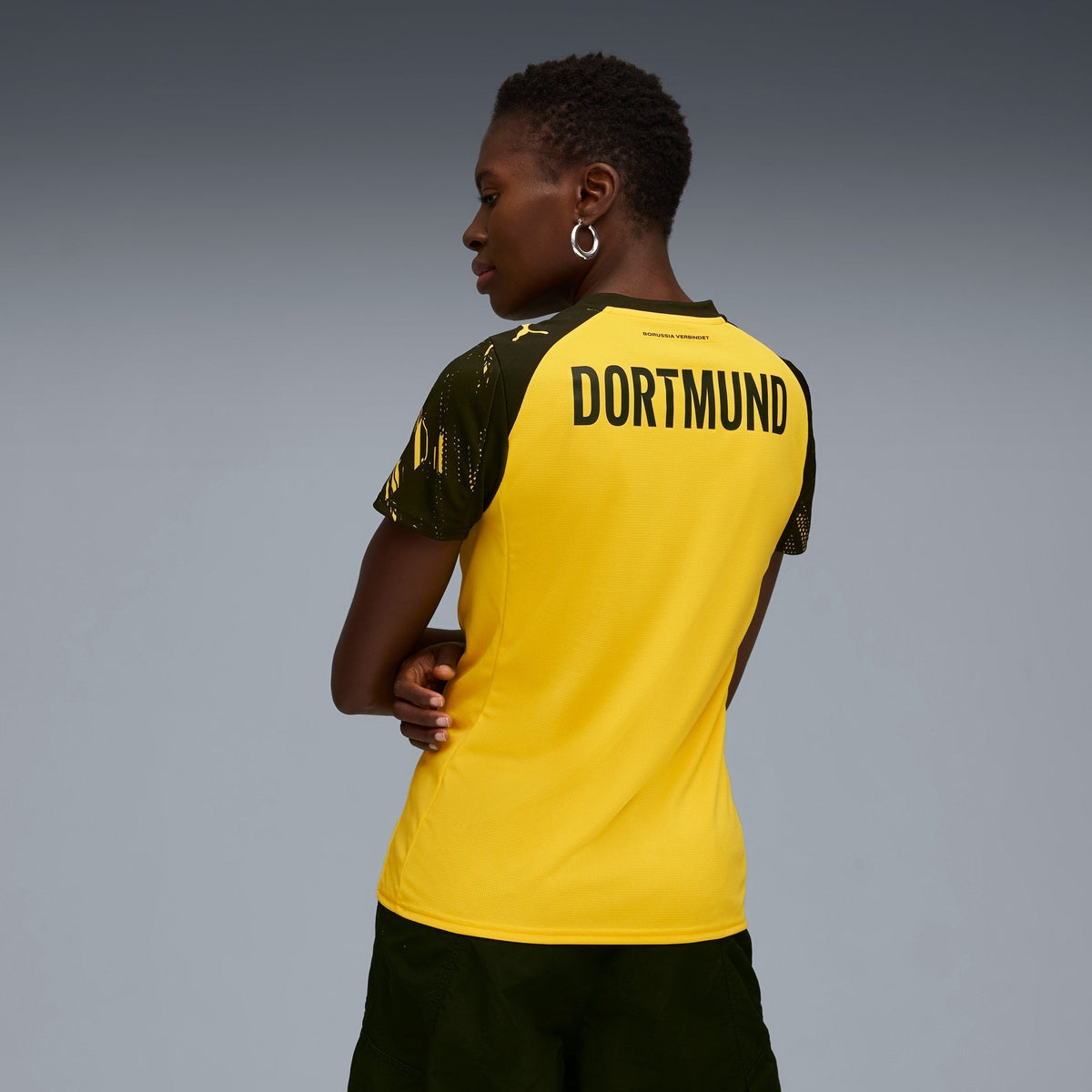 Camisa Feminina Puma Borussia Dortmund 2025/26 I - imagem 5